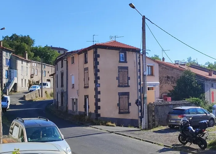 Jolie Petite Maison De Bourg