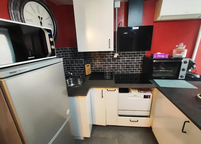Jolie Petite Maison De Bourg