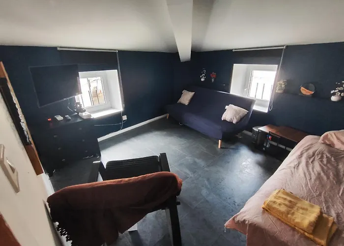 Jolie Petite Maison De Bourg