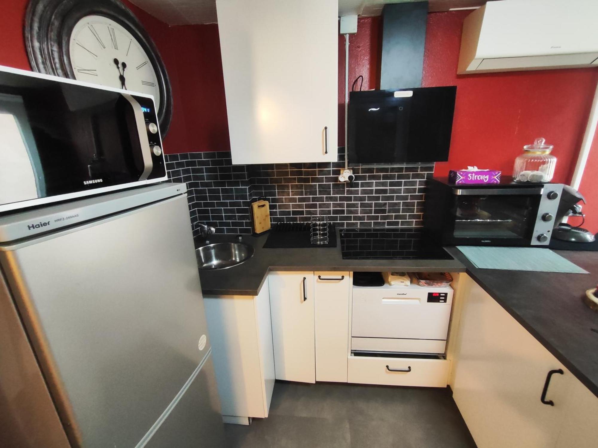 Jolie Petite Maison De Bourg Apartment Sayat